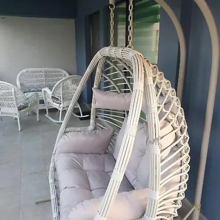 Apartment Bliss *